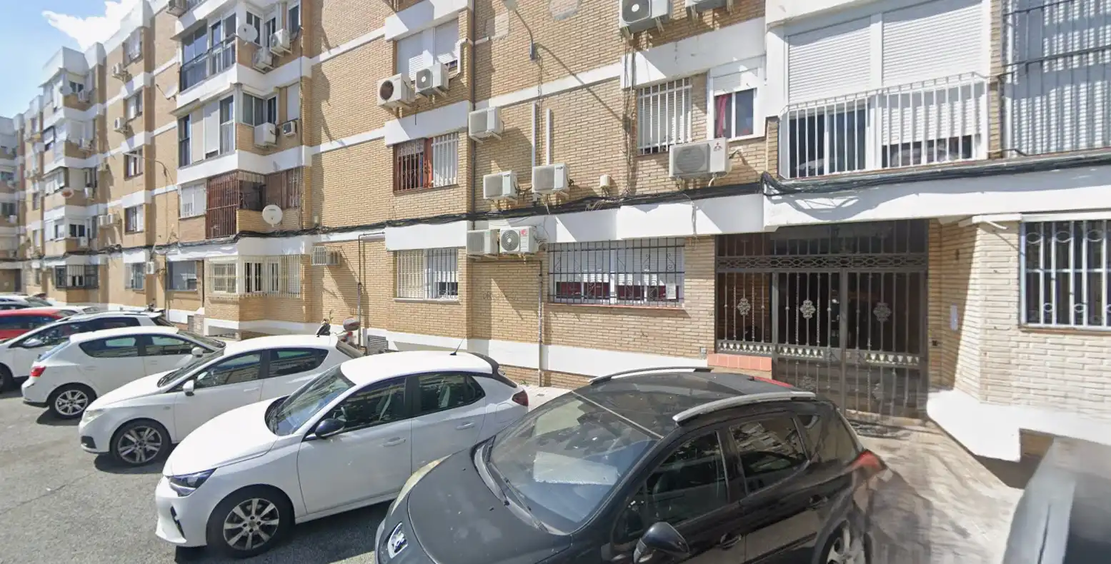Vista exterior de Pis en venda en Sevilla