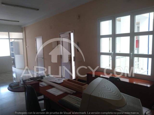 Oficina en Alquiler en Ciudad Jardín
