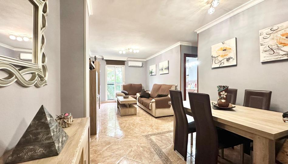 Foto 1 de Piso en venta en Cortijo Alto, Málaga