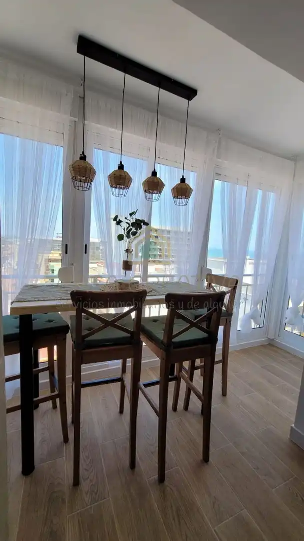 Comedor de Estudio en venta en Sueca con Aire acondicionado, Calefacción y Amueblado