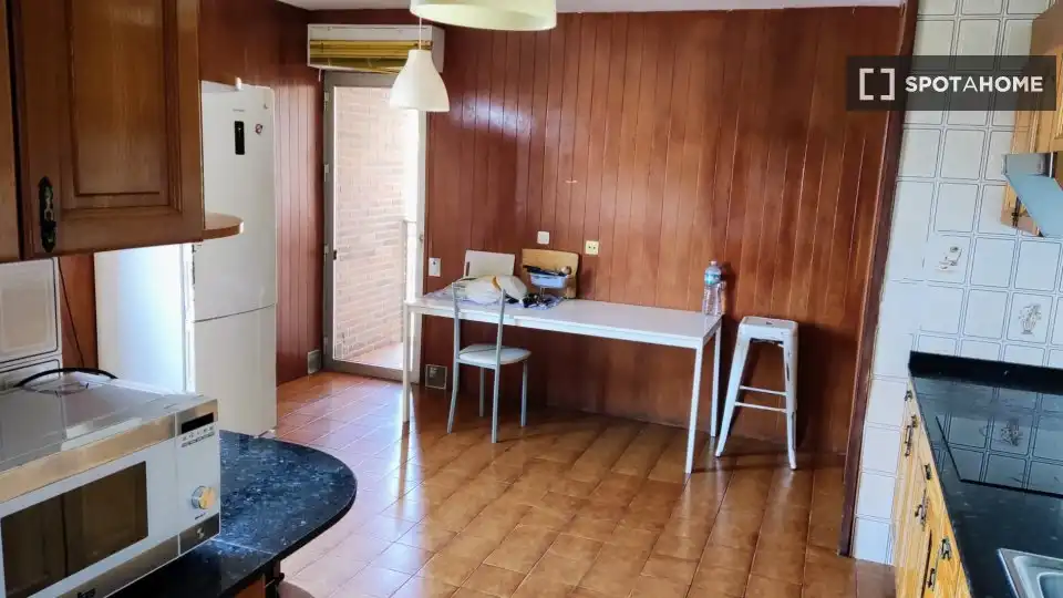 Cocina de Piso para compartir en Murcia con Aire acondicionado, Terraza y Amueblado