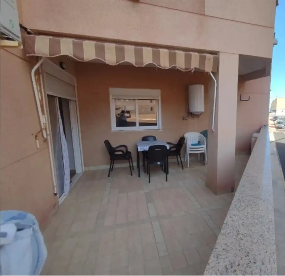 Erdgeschoss zur Miete in La Manga del Mar Menor, Murcia
