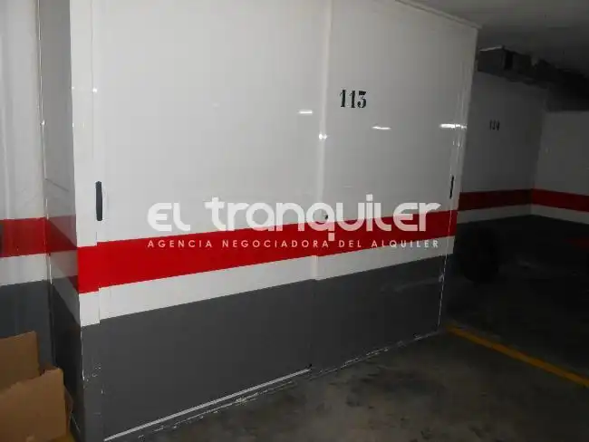 Aparcament de Pis de lloguer en Pozuelo de Alarcón amb Aire condicionat, Parquet i Terrassa