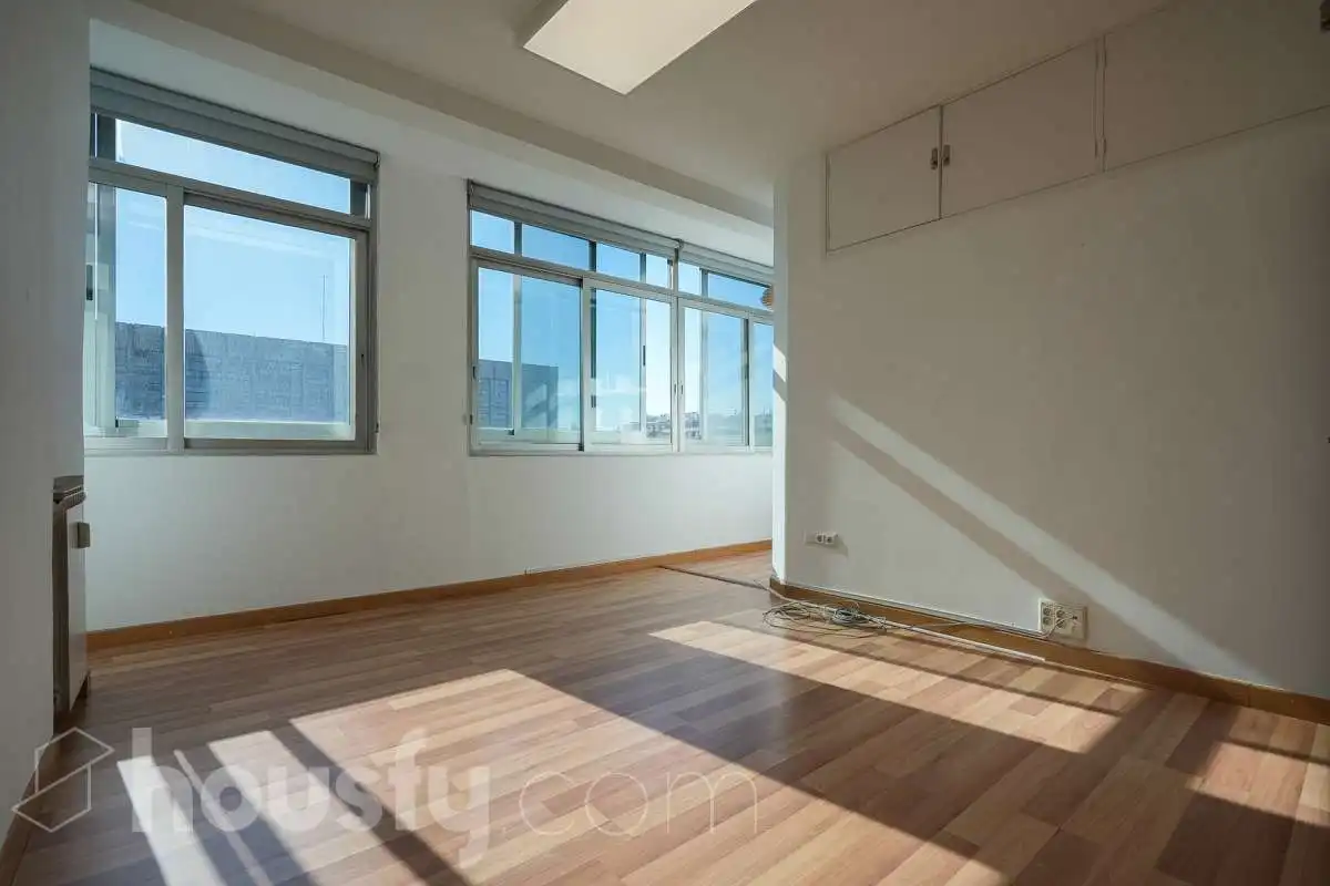 Piso en venta en Madrid con Aire acondicionado, Calefacción y Terraza