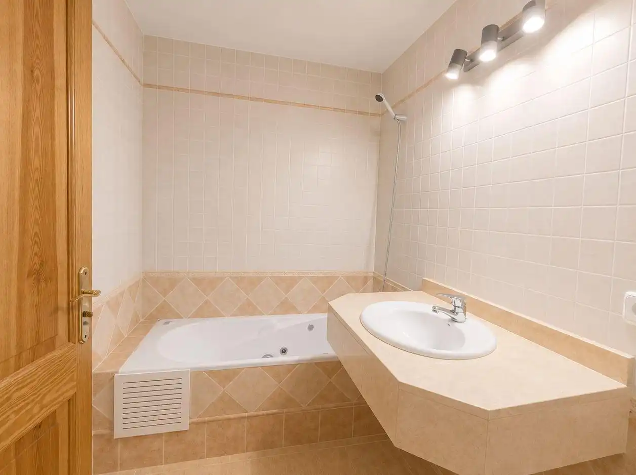 Bany de Planta baixa de lloguer en Llubí