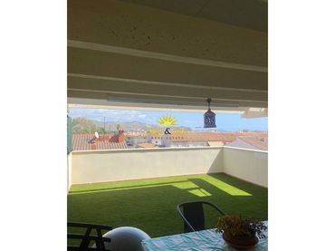 Apartament amb piscina de lloguer a Campello pueblo