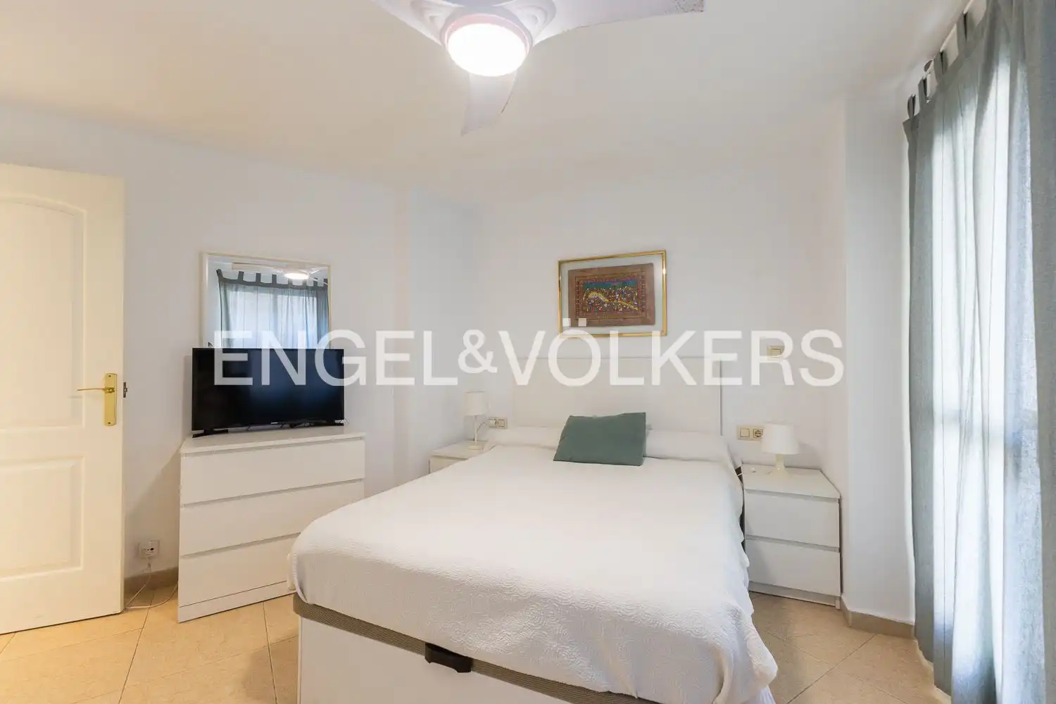 Bedroom of Flat for sale in Sueca  with Air Conditioner, Heating and Terrace
