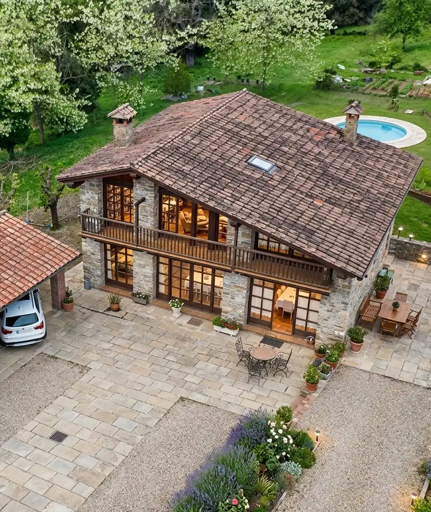 Außenansicht von Country house zum Verkauf in Sant Joan Les Fonts mit Klimaanlage, Heizung und Privatgarten