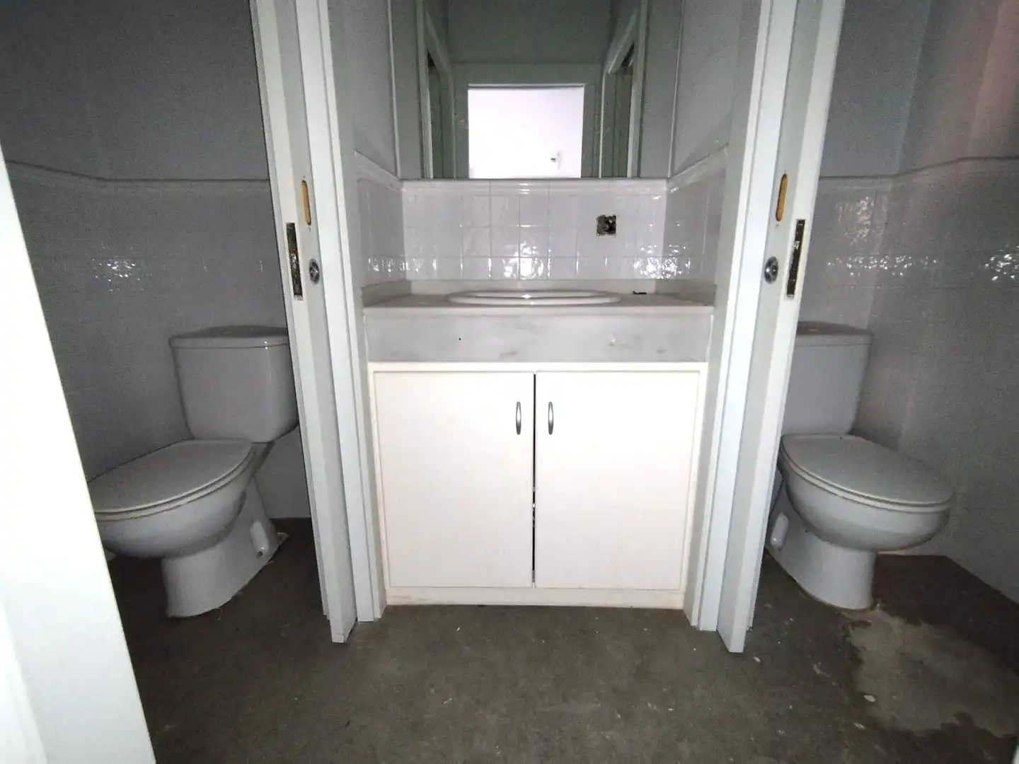 Bathroom of Commercial properties for sale in Islantilla