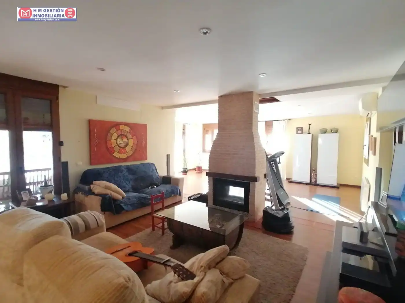 Wohnzimmer von Country house zum Verkauf in Alcázar de San Juan mit Privatgarten, Schwimmbad und Möbliert