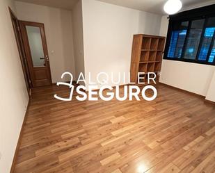 Bedroom of Flat to rent in Pinto