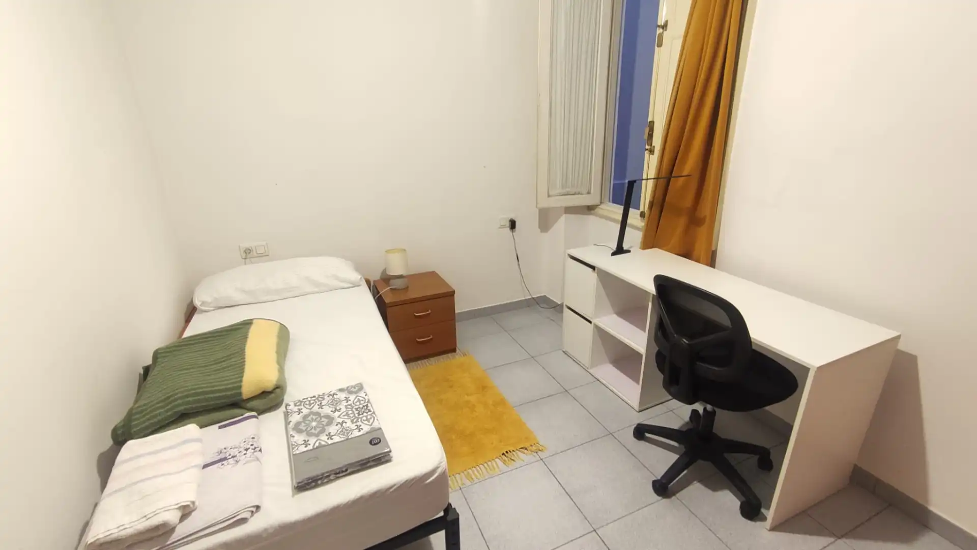 Piso de alquiler en Rúa Cardenal Quevedo, Centro