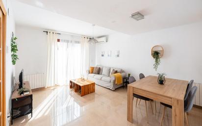 Living room of Single-family semi-detached for sale in Armilla  with Air Conditioner and Furnished