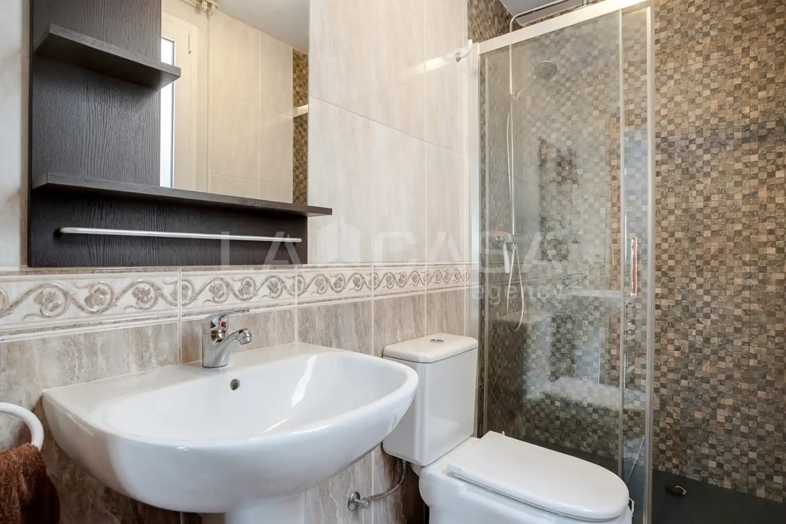 Bathroom of Attic for sale in Barcelona  with Terrace