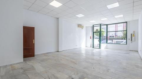 Foto 3 von Fabrikhallen zum Verkauf in Avenida Juncaril, 128, Albolote, Granada