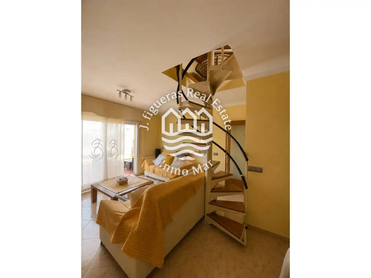Living room of Duplexes for sale in El Vendrell  with Heating and Terrace