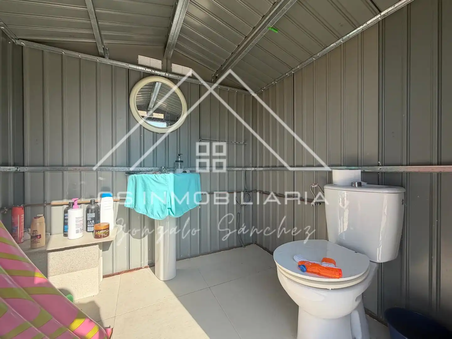 Badezimmer von Residential zum Verkauf in Lucena