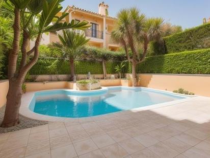 Piscina de Casa o xalet en venda en Gavà amb Aire condicionat, Calefacció i Terrassa