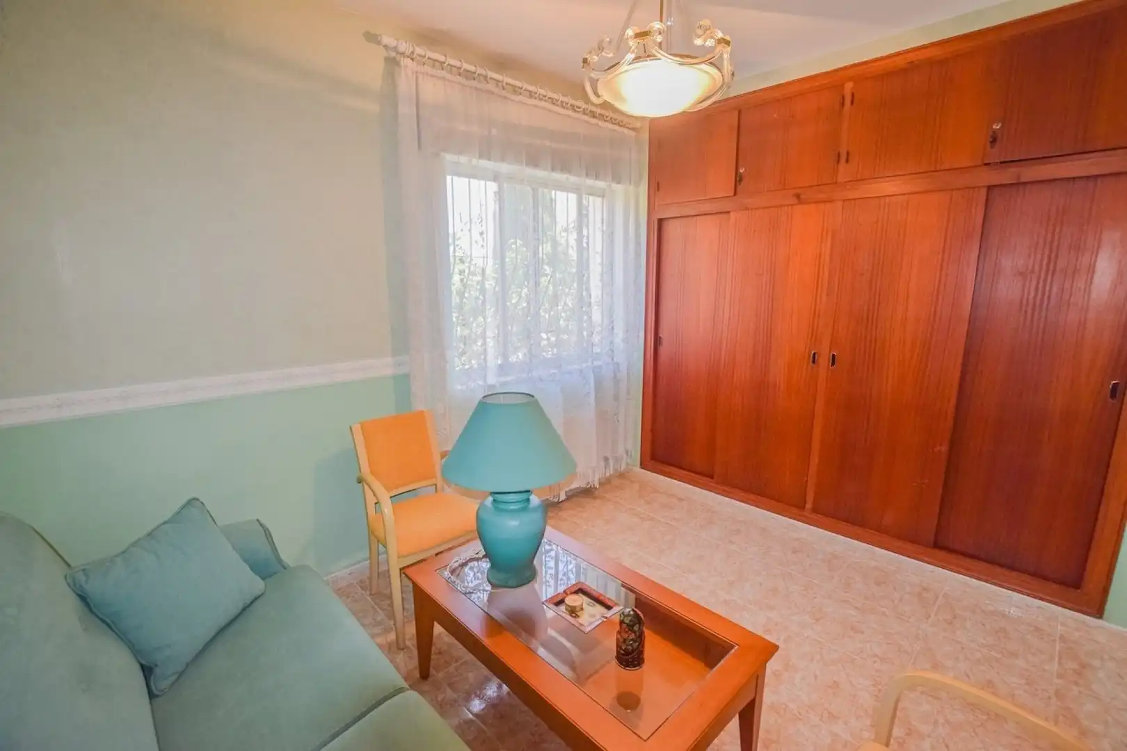 Habitación de Casa o chalet en venta en L'Alfàs del Pi con Aire acondicionado, Jardín privado y Piscina