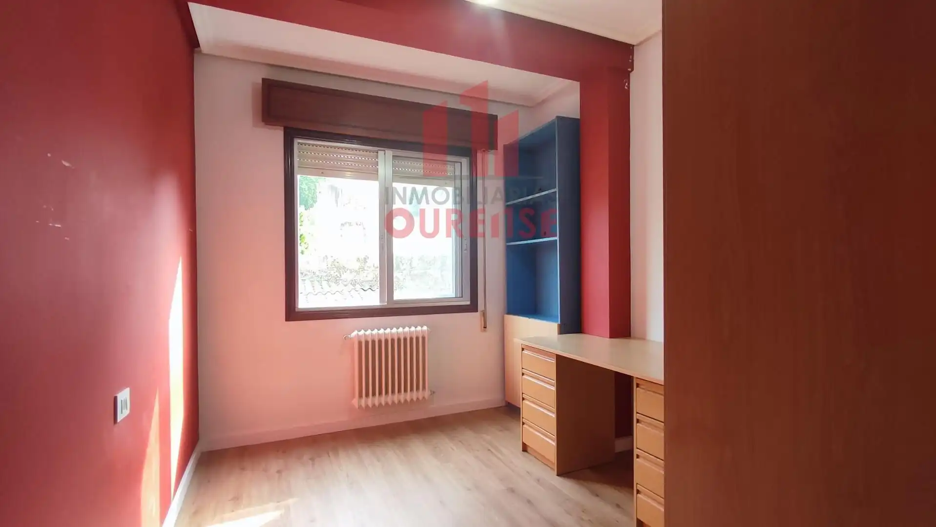 Habitación de Piso de alquiler en Ourense Capital  con Amueblado