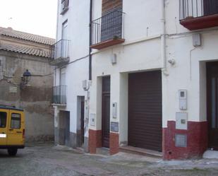 Exterior view of Single-family semi-detached for sale in Móra d'Ebre