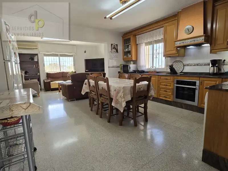Cuina de Casa o xalet en venda en Elche / Elx amb Aire condicionat, Jardí privat i Terrassa