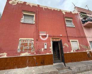 Vista exterior de Casa o xalet en venda en Gandia amb Jardí privat i Terrassa