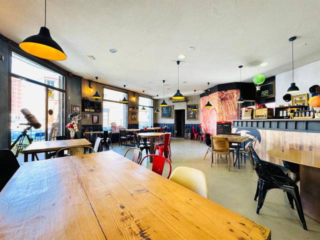 Local comercial en Alquiler en Cala de Finestrat