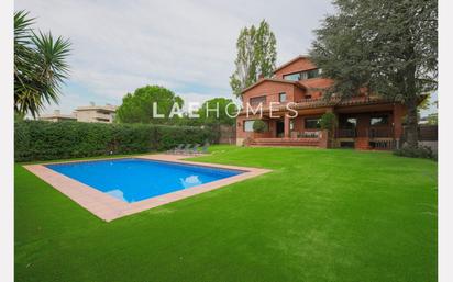 Jardí de Casa o xalet de lloguer en Sant Cugat del Vallès amb Aire condicionat, Calefacció i Jardí privat