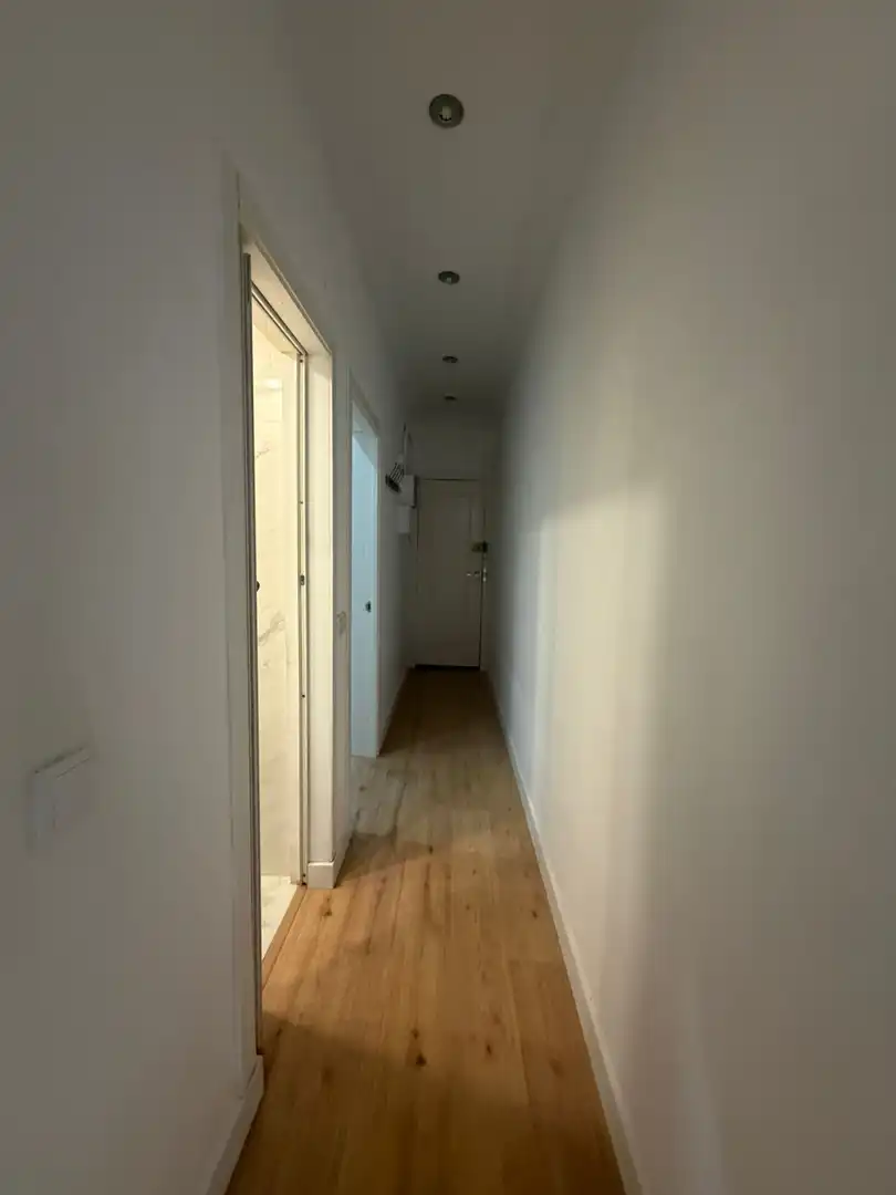Flat for rent in Barcelona  with Air Conditioner