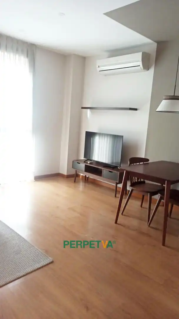 Living room of Flat for rent in Barcelona  with Air Conditioner, Swimming Pool and Furnished