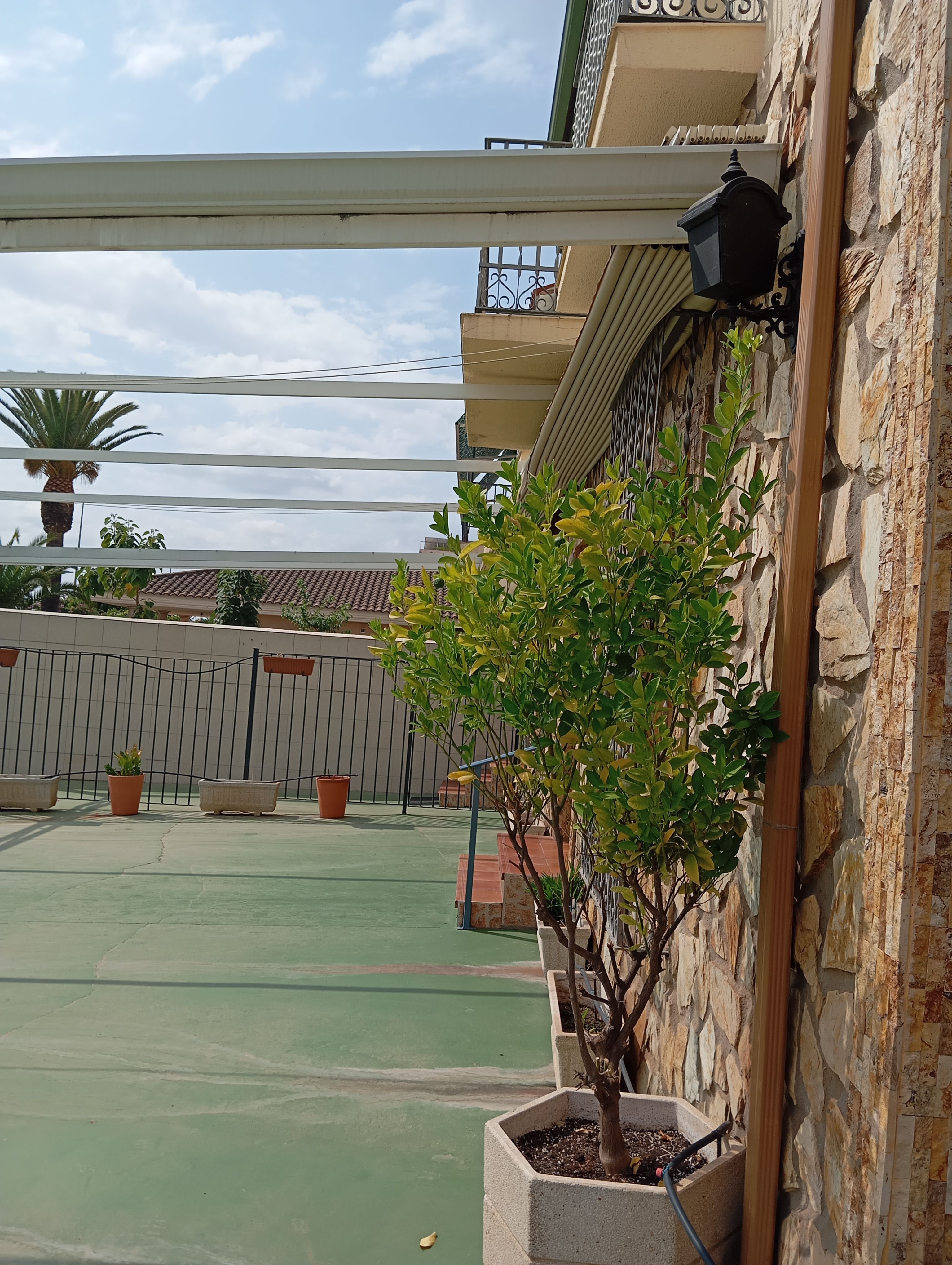 Terrassa de Casa adosada en venda en Badajoz Capital amb Aire condicionat, Calefacció i Jardí privat