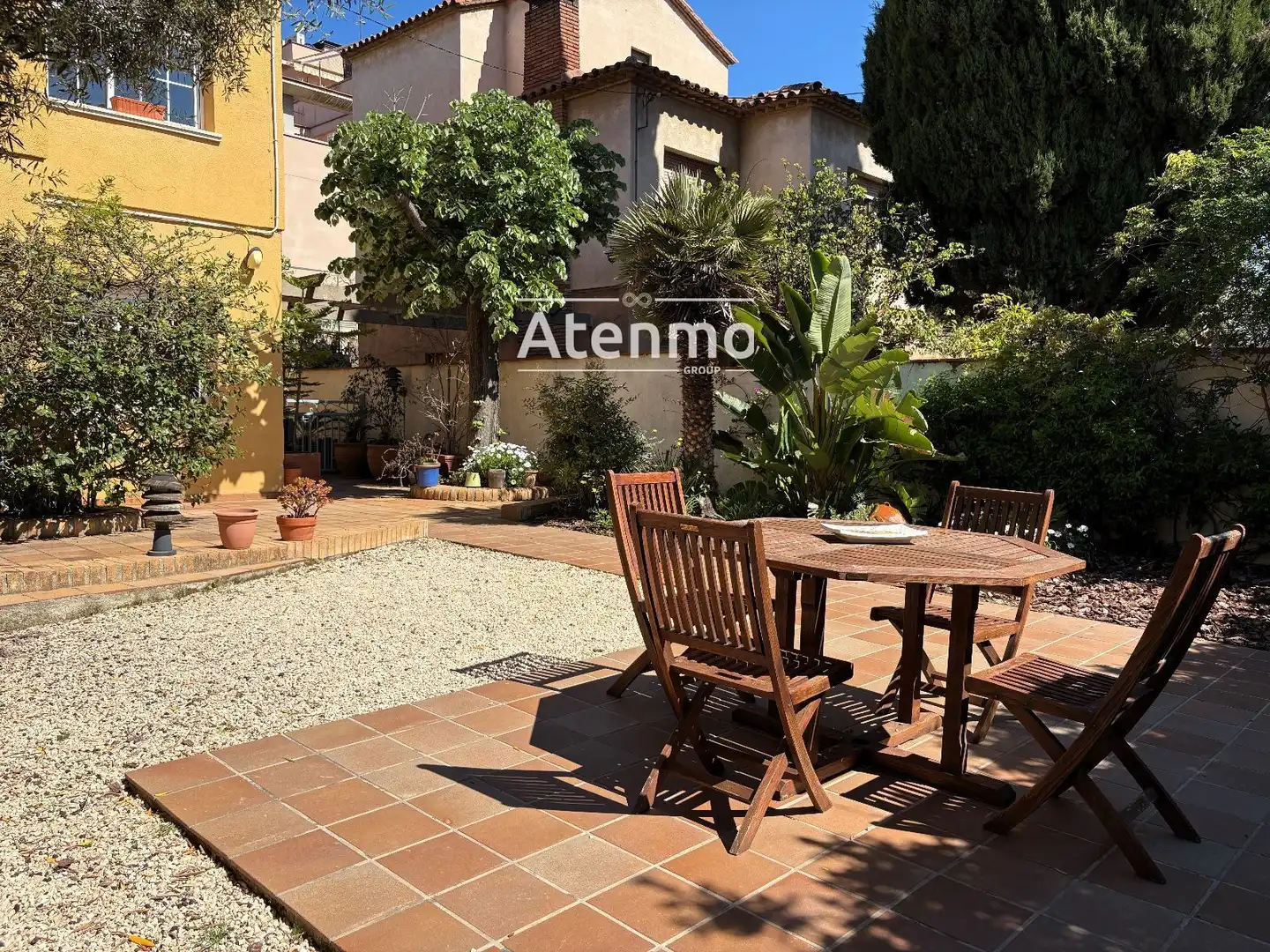 Jardín de Casa o chalet en venta en Barcelona con Aire acondicionado, Calefacción y Jardín privado