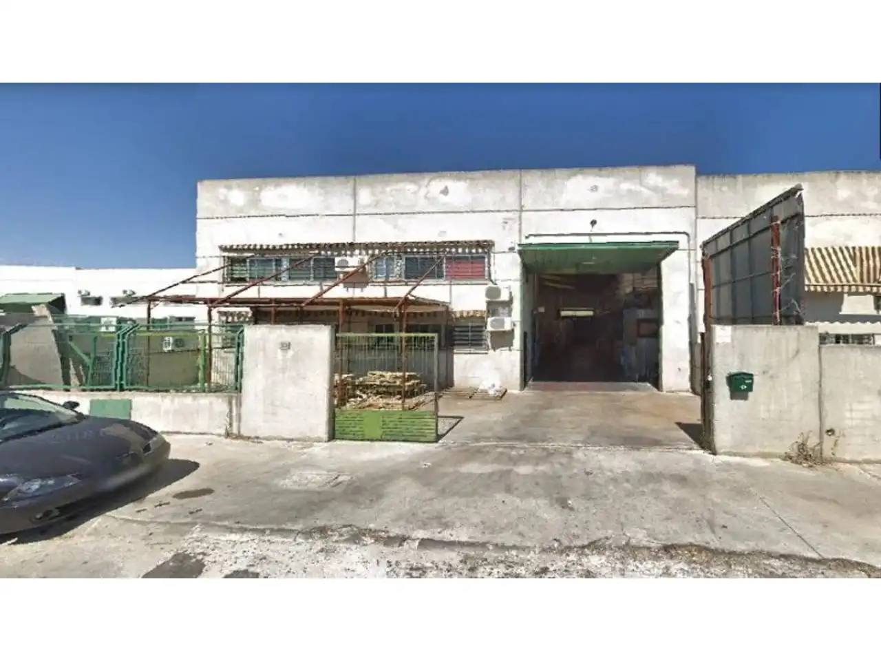 Nau industrial en venda a Calle Cobre