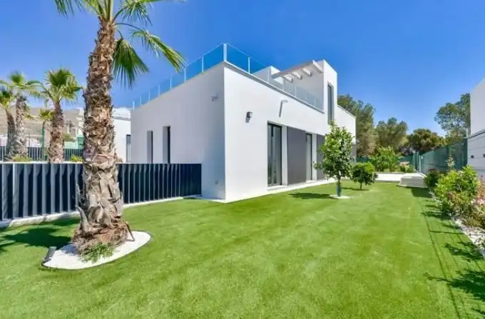Casa amb piscina en venda a Carrer Amsterdam, imagen 6