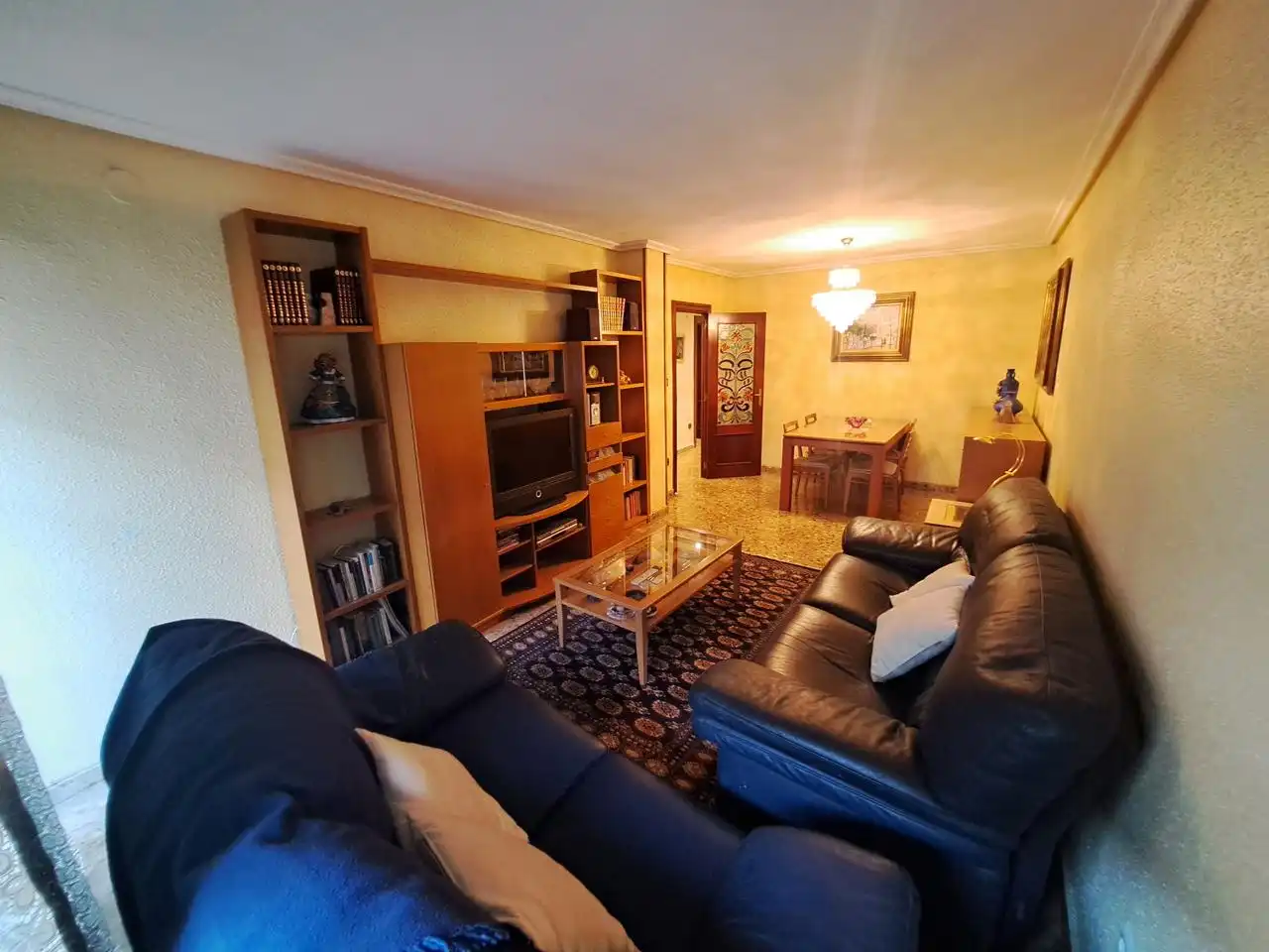 Living room of Flat for sale in Zaragoza  with Heating, Terrace and Storage room