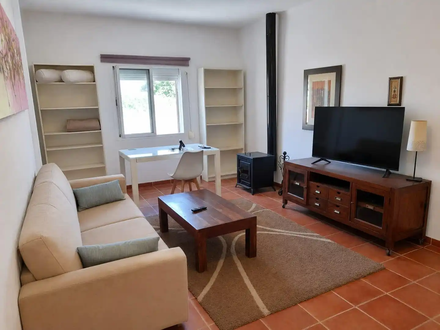 Sala d'estar de Casa adosada en venda en Sanlúcar de Barrameda amb Terrassa i Traster
