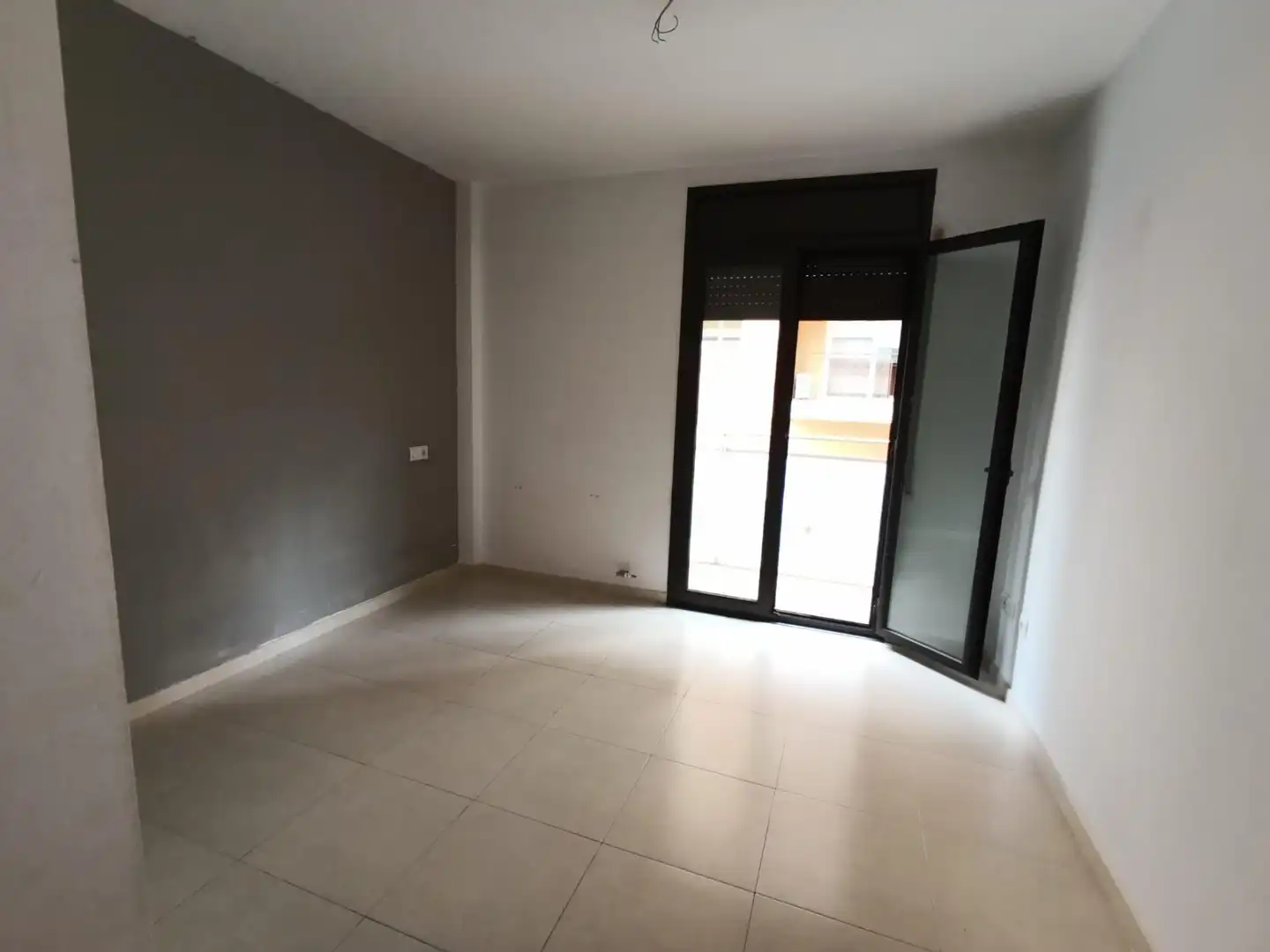 Dormitori de Apartament en venda en Figueres amb Terrassa