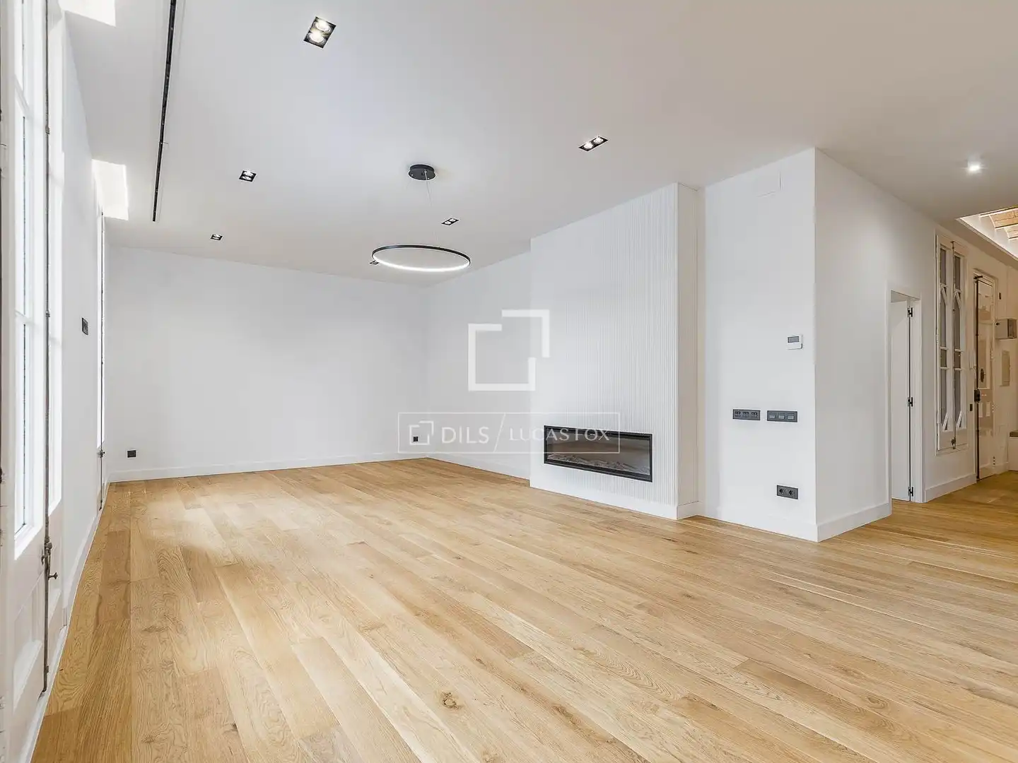 Flat with terrace for sale in Eixample, imagen 2