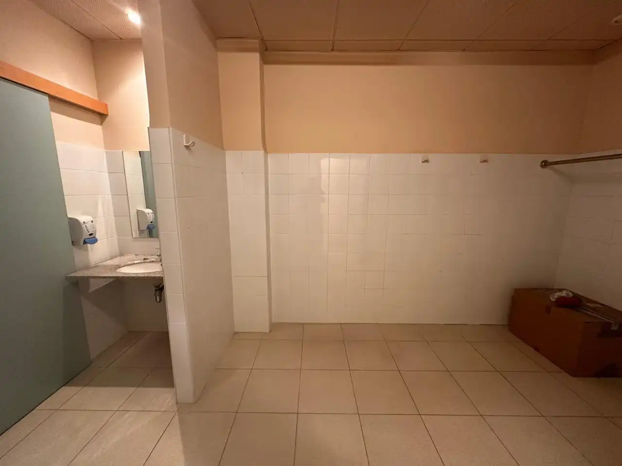 Local comercial de lloguer a JOSEP UMBERT I VENTURA, imagen 13