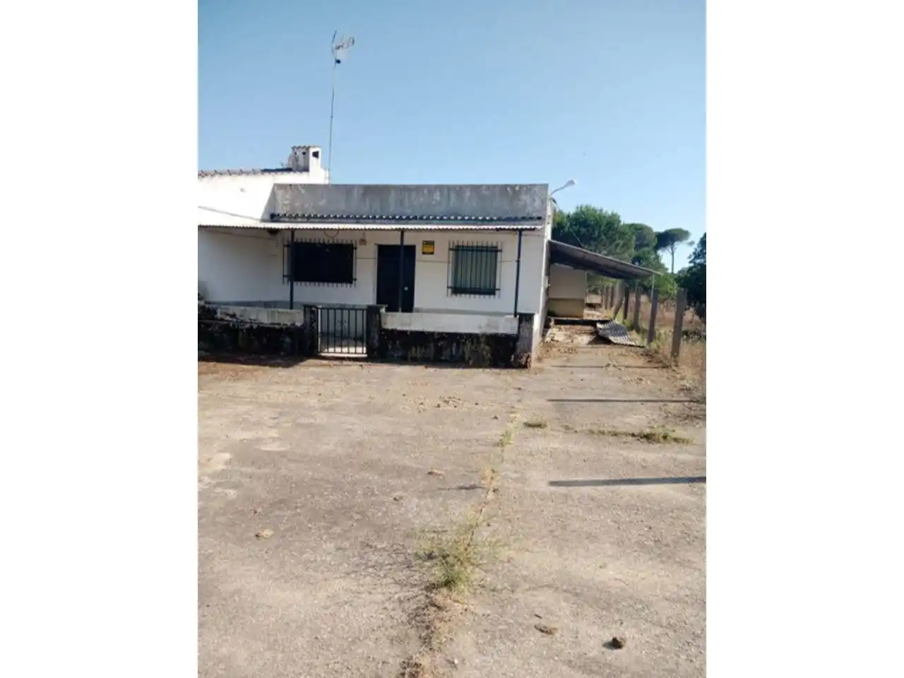 Vista exterior de Residencial en venta en Bonares