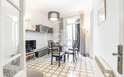 Living room of Flat to rent in  Barcelona Capital  with Air Conditioner, Heating and Furnished