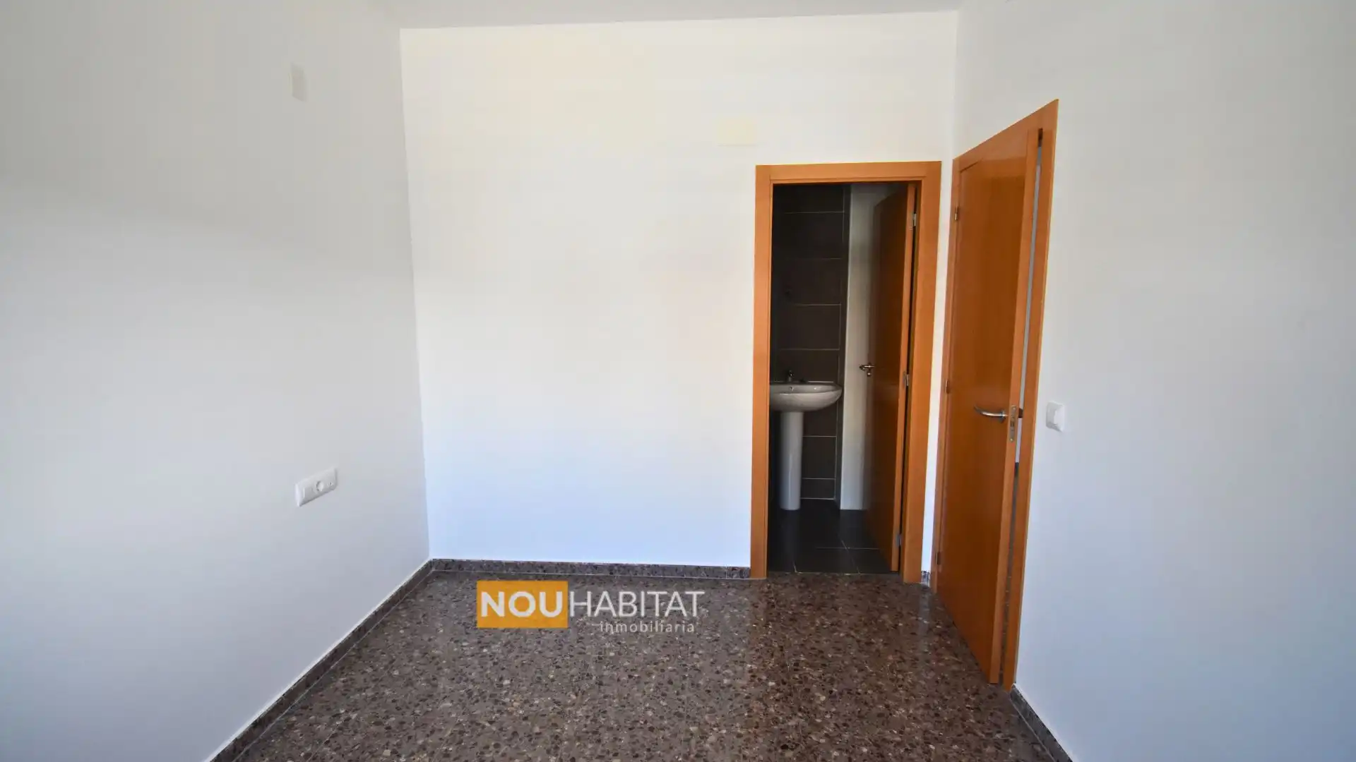 Schlafzimmer von Wohnung zur Miete in Real