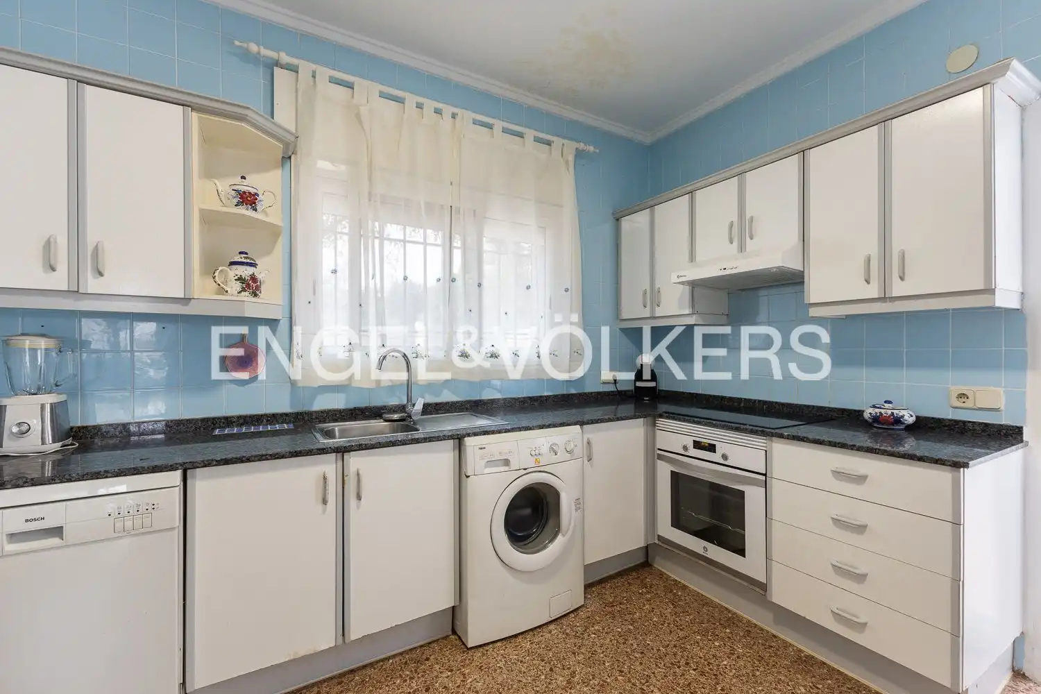 Cocina de Casa o chalet en venta en Paterna con Calefacción, Jardín privado y Terraza