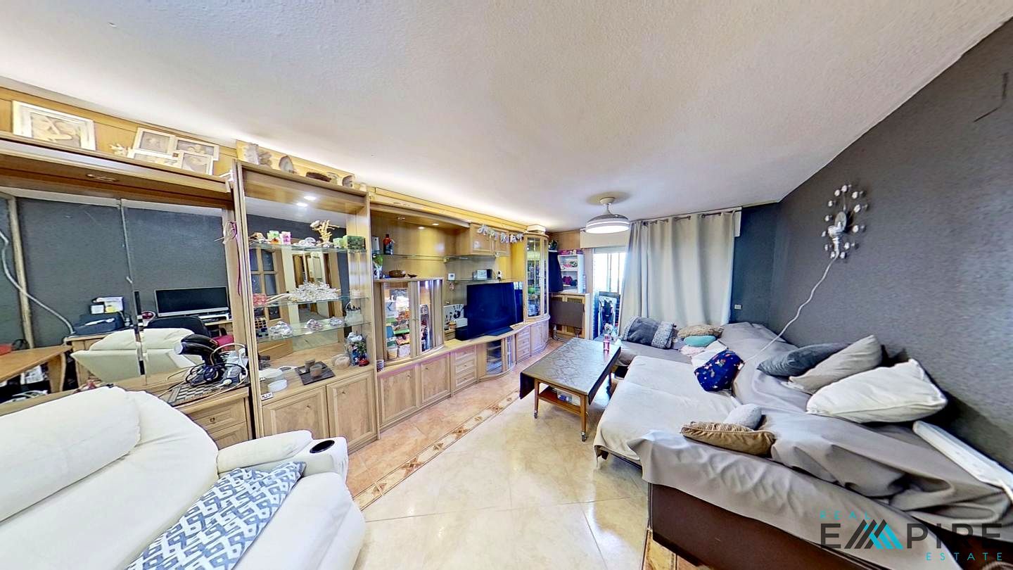 Living room of Flat for sale in Fuenlabrada  with Heating, Private garden and Terrace