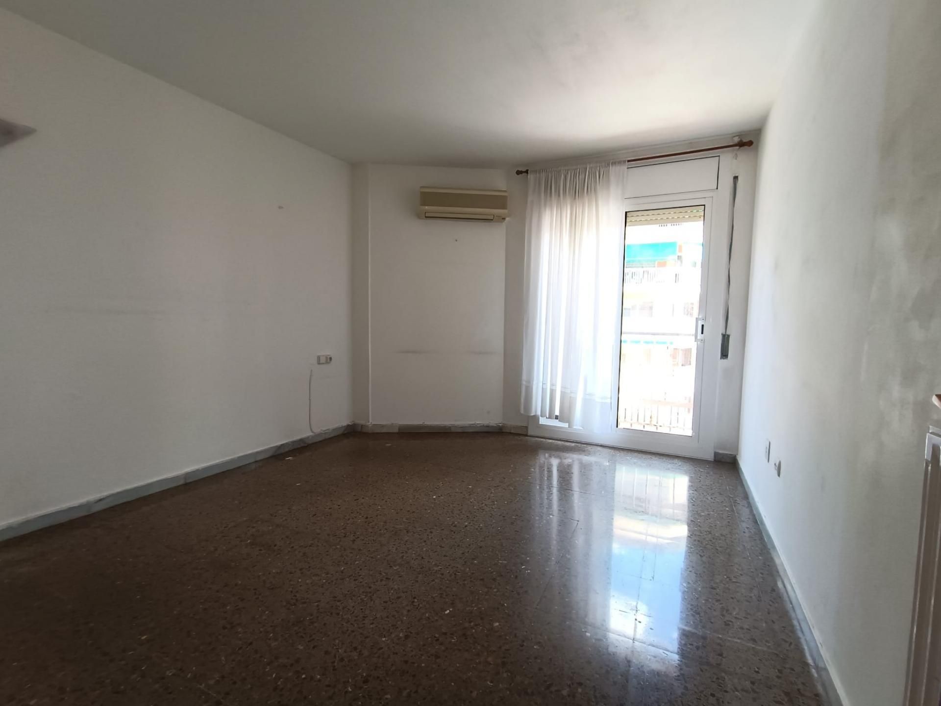 Bedroom of Flat for sale in Terrassa  with Air Conditioner, Heating and Terrace