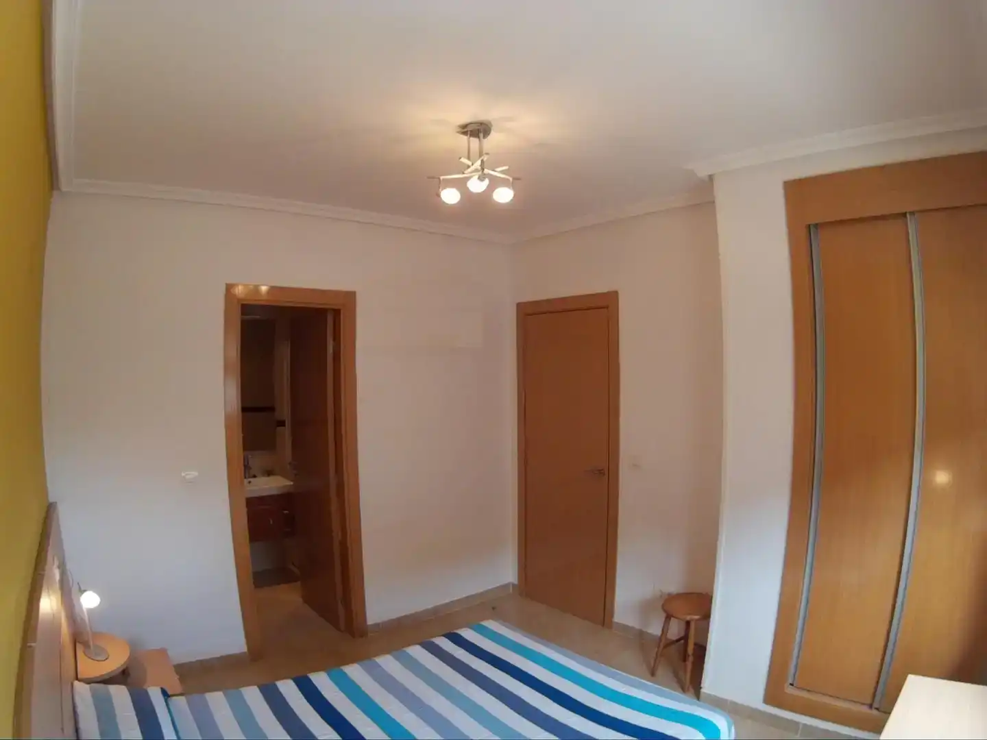 Habitación de Piso de alquiler en Oropesa del Mar / Orpesa con Aire acondicionado, Piscina y Amueblado