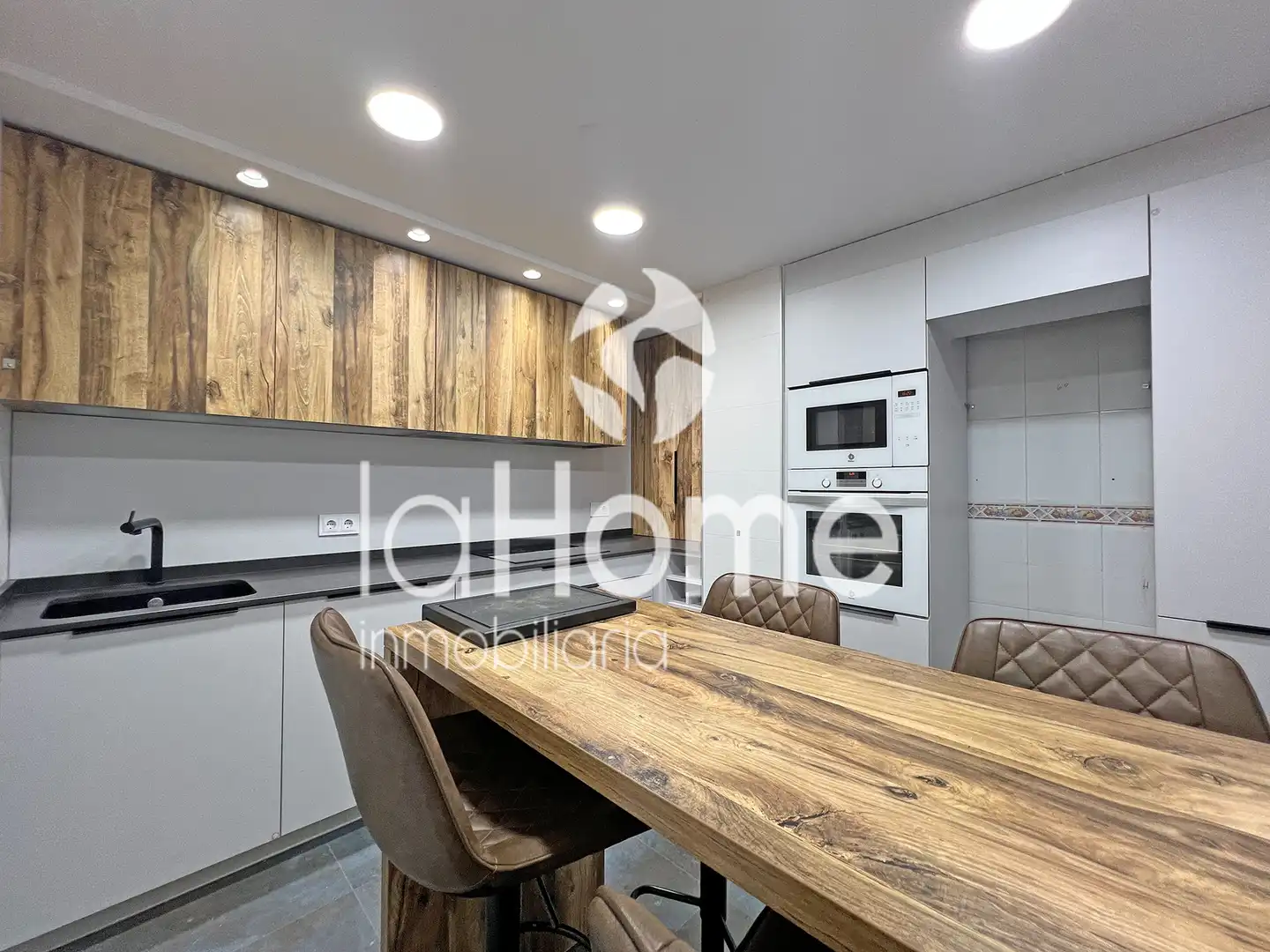 Cocina de Piso de alquiler en Paterna con Aire acondicionado, Parquet y Terraza