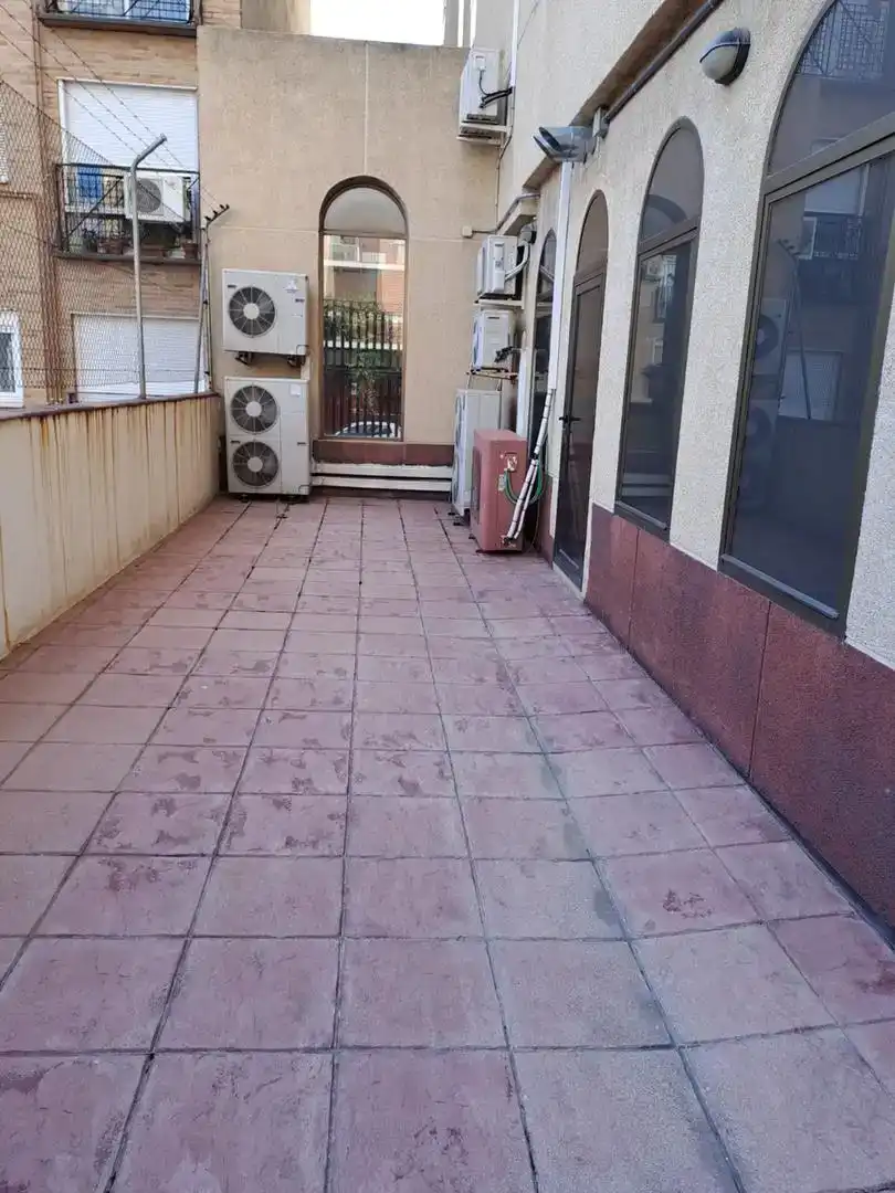 Terrace of Commercial properties for rent in Madrid