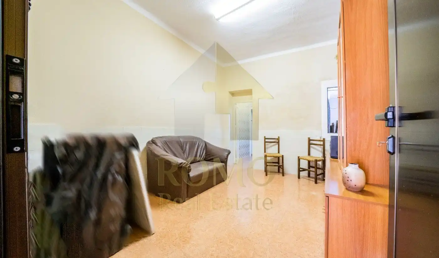 Vista exterior de Edificio en venta en Santa Perpètua de Mogoda